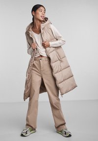 Длинная куртка