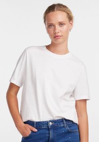 Футболка Футболка