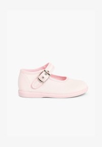 Детская обувь