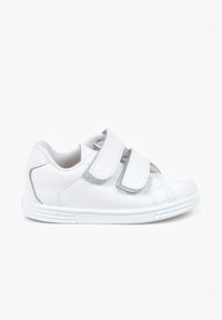 Детская обувь