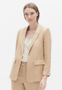 Блейзер Блейзер