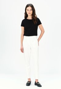 Чиносы Чиносы