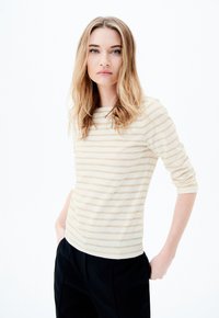 Майка с рукавом три четверти Майка с рукавом три четверти