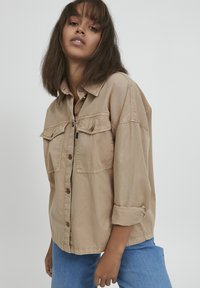 Джинсовая блузка