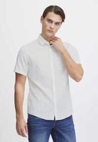 Рубашка с коротким рукавом Рубашка с коротким рукавом