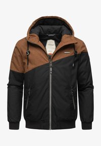 Зимняя куртка