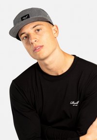 Кепка Кепка