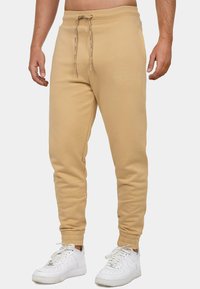 Спортивные штаны Спортивные штаны