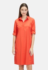 Платье Платье