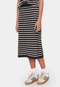 Вязаная юбка