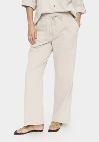 Прямые брюки