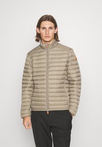 Зимняя куртка Зимняя куртка