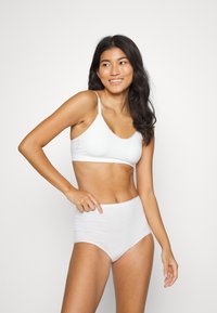 Трусы шортики