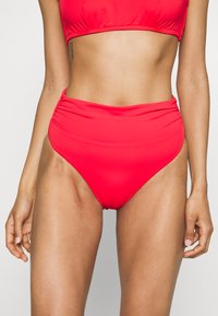 Низ от бикини