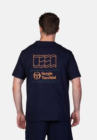 Спортивная майка