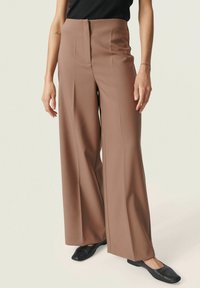 Брюки Брюки