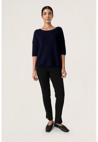 Пуловер с коротким рукавом