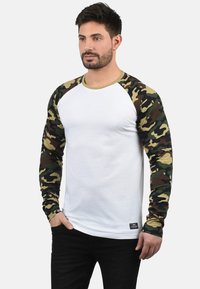 Лонгслив Лонгслив