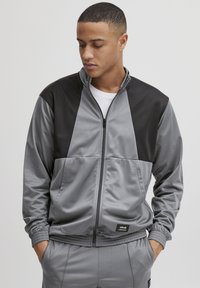 Куртка Куртка