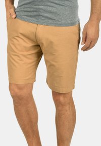 Шорты Шорты