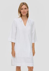 Платье Платье