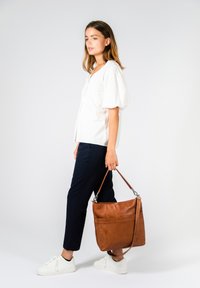 Кожаная сумка Кожаная сумка