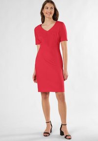 Платье Платье