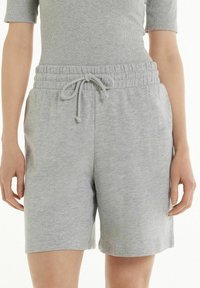 Спортивные штаны