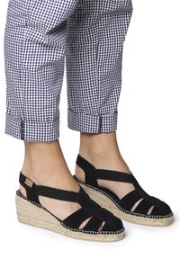 Эспадрильи Эспадрильи