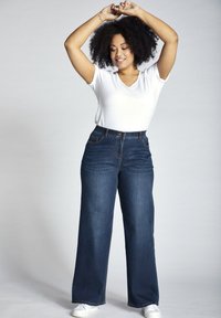 Прямые джинсы Прямые джинсы