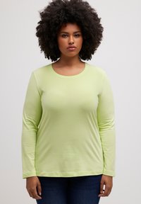 Длинная майка