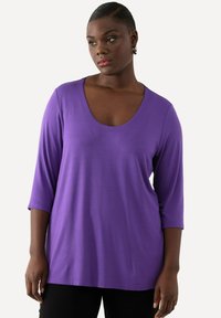 Длинная майка Длинная майка