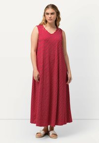 Платье макси