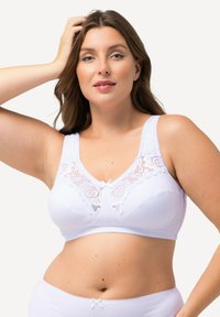 Бюстгальтер Бюстгальтер