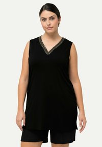 Длинная майка