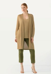 Длинный кардиган