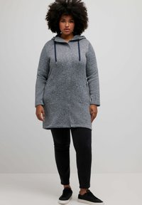 Кардиган Кардиган