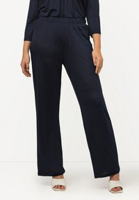 Широкие брюки Широкие брюки