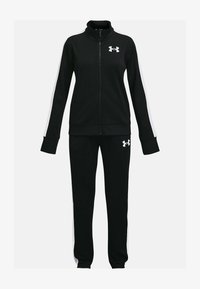 Спортивный костюм Спортивный костюм