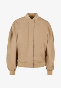 Куртка с накладнымит карманами