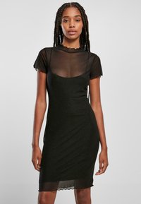 Платье футляр Платье футляр