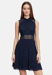 Коктейльное платье Коктейльное платье