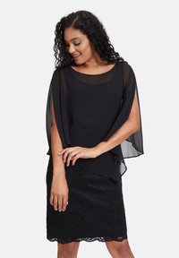 Коктейльное платье