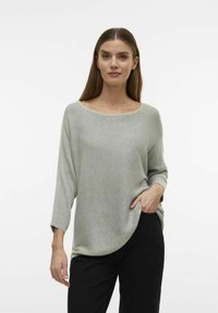 Пуловер с рукавом три четверти