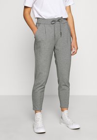 Узкие брюки