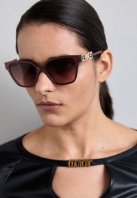 Солнечные очки