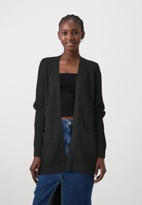 Вязаная кофта Вязаная кофта