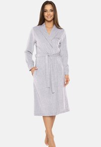 Халат Халат