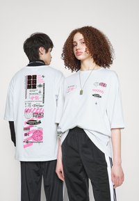 Футболка Футболка