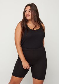 Шорты Шорты